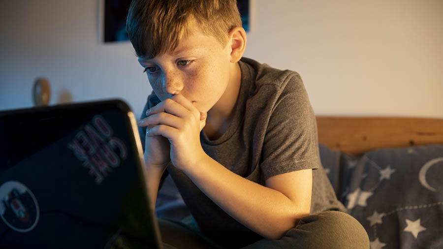 Toddler Girl Sexual Assault - We're calling for effective action in the Online Safety Bill as child abuse  image crimes reach record levels | NSPCC